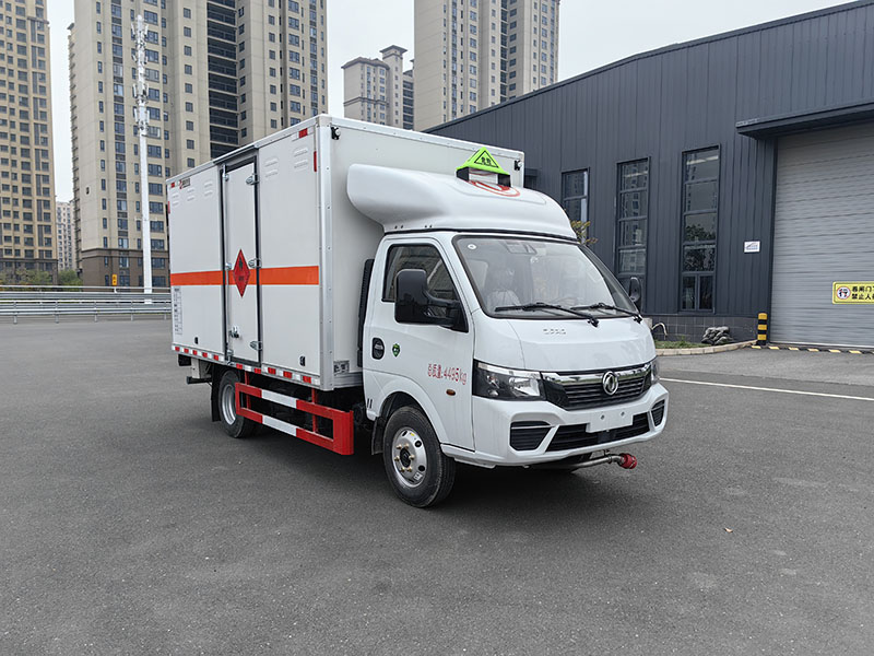 廂式東風(fēng)大途逸 氣剎斷氣剎 4米危險品廂式運(yùn)輸車